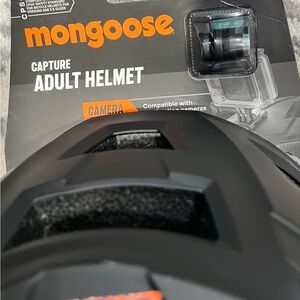 Mongoose Capture Black Adult Helmet